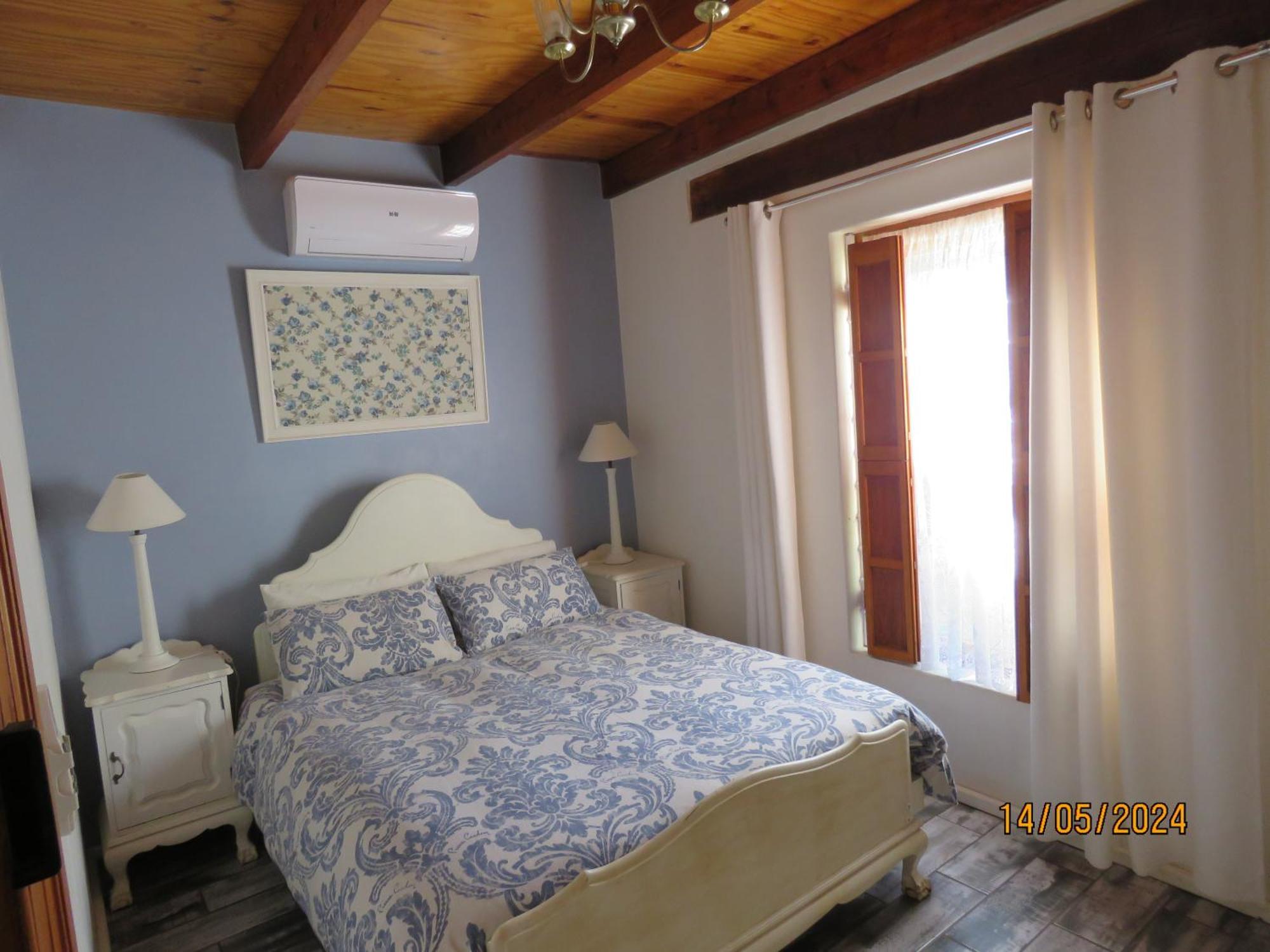Town And Country Apartment Каледон Екстериор снимка